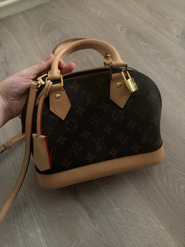 Review by Mariana